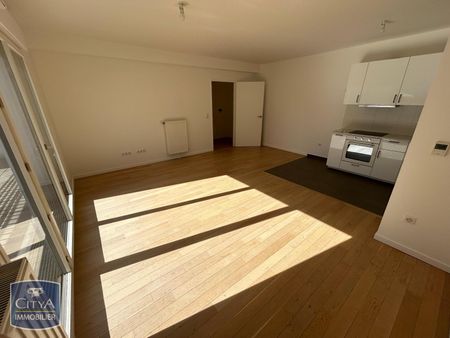 Location Appartement 3 pièces 77m² RUEIL MALMAISON 92500 - Photo 3
