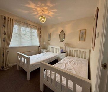 2 bedroom semi-detached house to rent - Photo 4