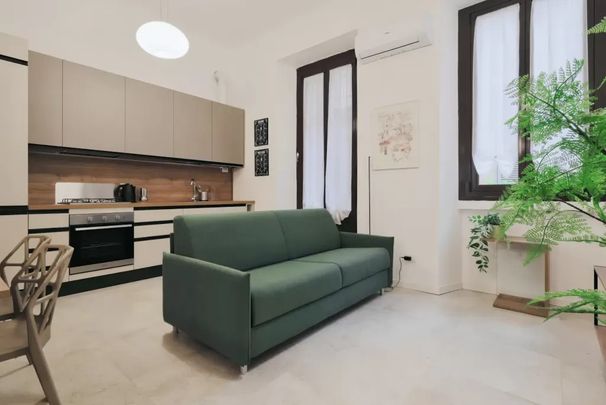 Via Giuseppe Compagnoni, Milan, Lombardy 20129 - Photo 1