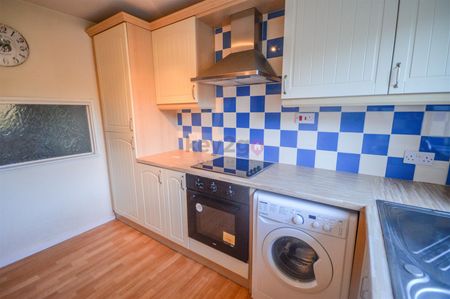 Raseby Avenue, Waterthorpe, S20 - Photo 2