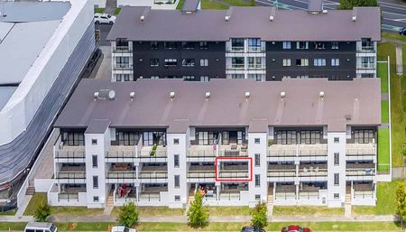 Modern 2-Bedroom Apartment in Flat Bush, Auckland - Photo 2