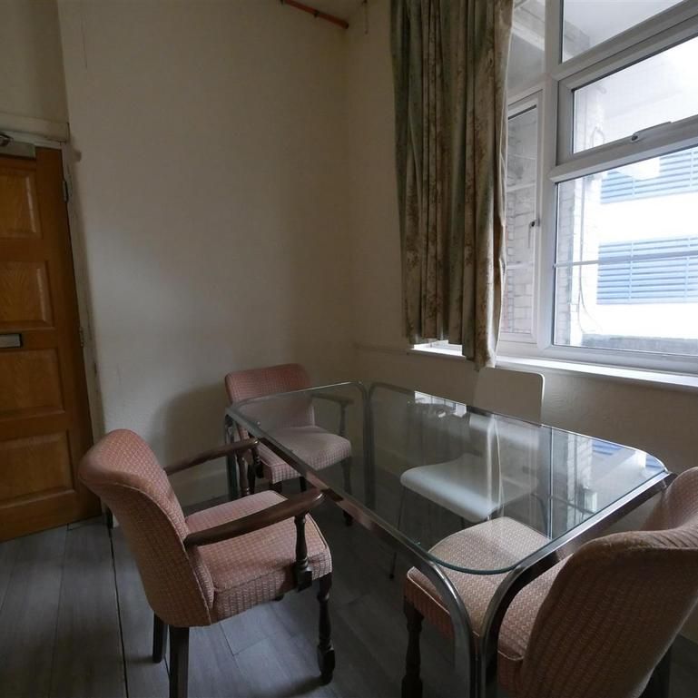 7 bedroom house share to rent - Photo 1