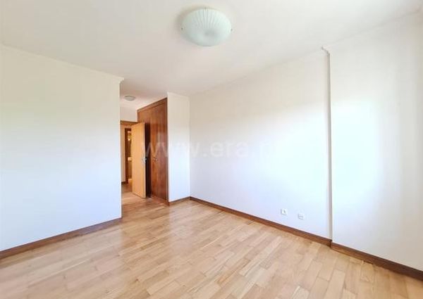 Apartamento T4 em Lisboa