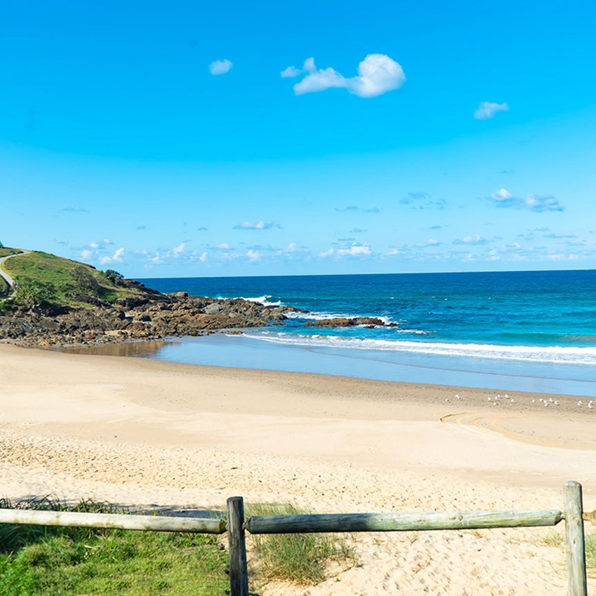 2/45 Ocean Parade, Coffs Harbour - Photo 1