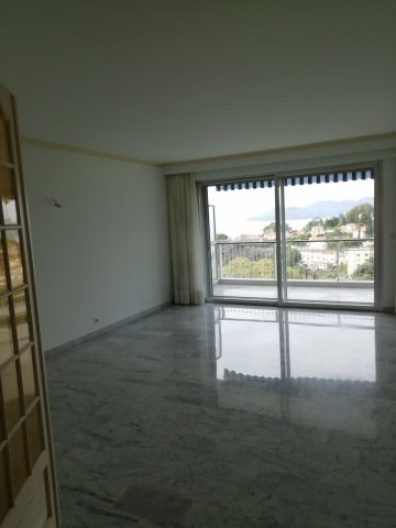 Location Appartement 3 pièces 85m² CANNES 06400 - Photo 4