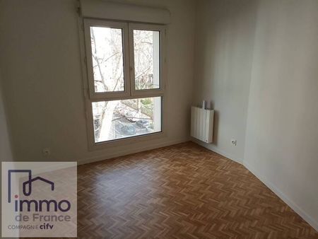 Appartement 5 pièces - 69007 Lyon 7e Arrondissement - Photo 3