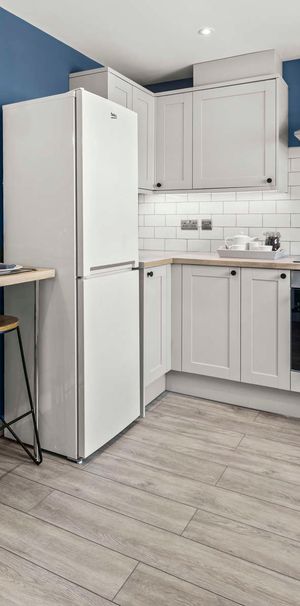 Chapel Street Room 1 - Photo 1