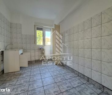 Apartament doua camere,Zona Uta - Fotografie 1