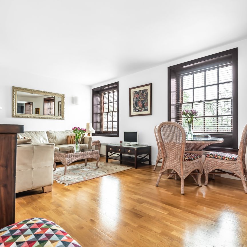 Sir Giles Gibert Scott Building, Scott Avenue, Putney, London, SW15 - Photo 1