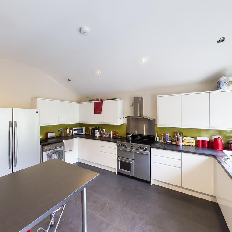 1 bedroom house of multiple occupation to rent - Photo 1