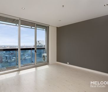 2 BED 1 BATH IN THE HEART OF CBD - WHITE GOODS - Photo 6