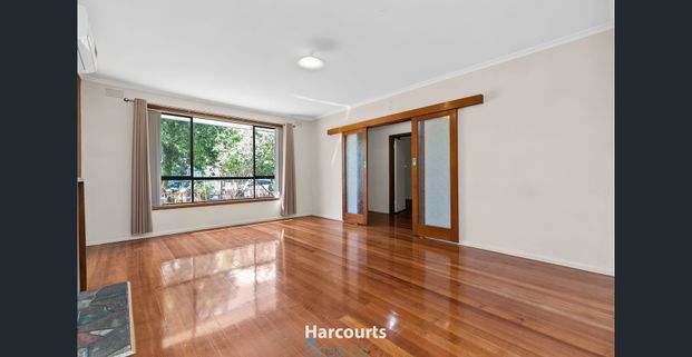 Spacious 3-Bedroom well located Home - Photo 1