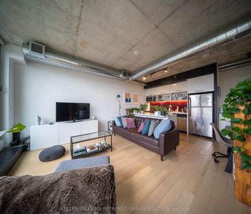 River City I Lofts 51 , #913 - Photo 5