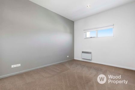 513/157 Fitzroy St, St Kilda - Photo 2