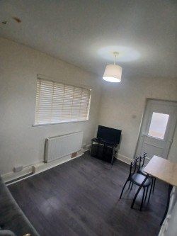 Coming soon - 1 bedroom Flat for rent - Cosgrove Street - Photo 1