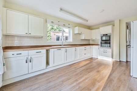 Walker Road, Maidenhead - Photo 3