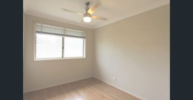 For Rent - Convenient and Easy Maintenance Villa - Photo 1