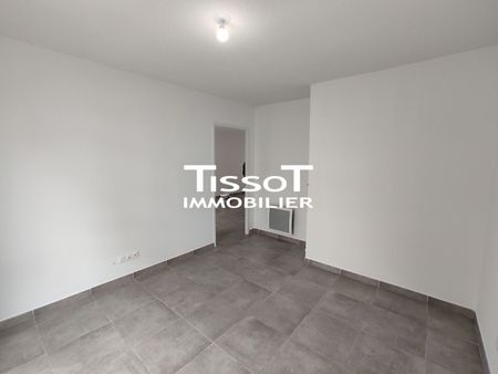 Location Appartement 2 pièces 42m² NIMES 30000 - Photo 3