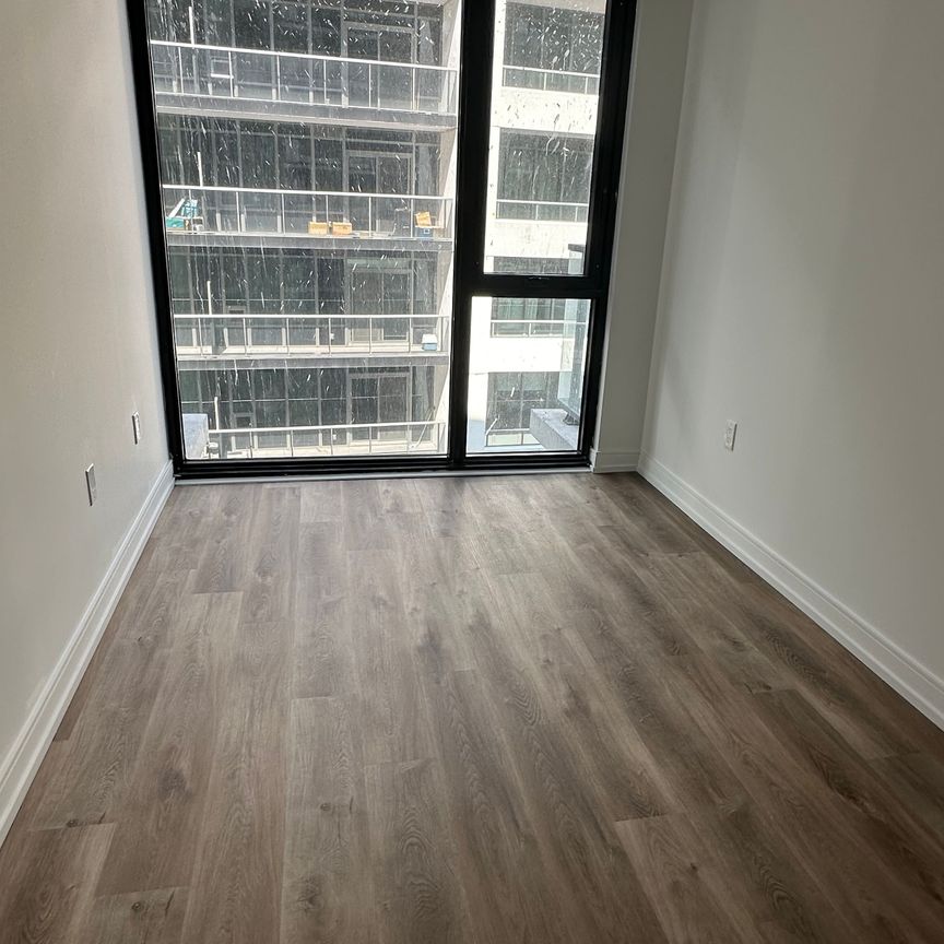 For Lease - 1 Jarvis Street Unit# 1117, Hamilton, Ontario - Photo 1