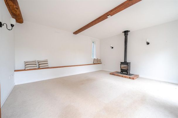 Kittisford, Wellington - Photo 1