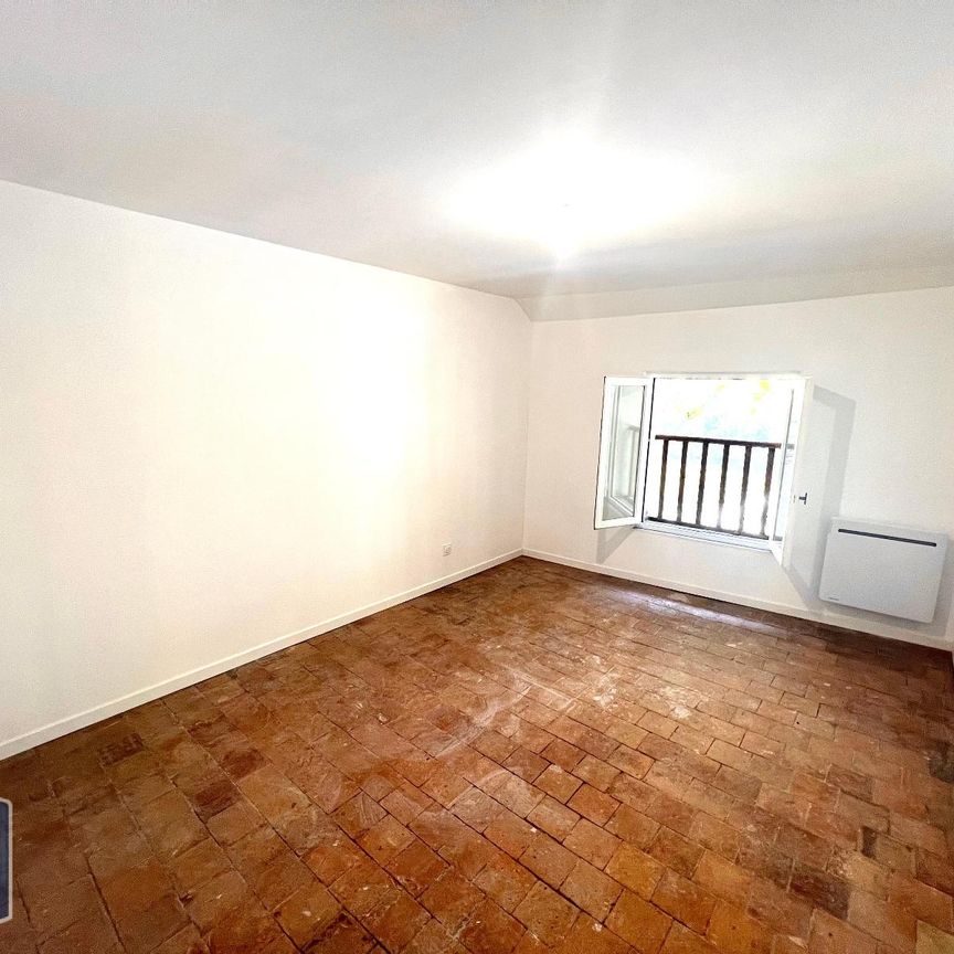 Location Appartement 4 pièces 113m² CHINON 37500 - Photo 1