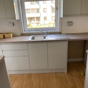 2 Bed Flat, Willowpark Crescent, AB16 - Photo 2