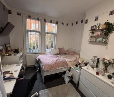 3 bedroom flat to rent - Photo 5