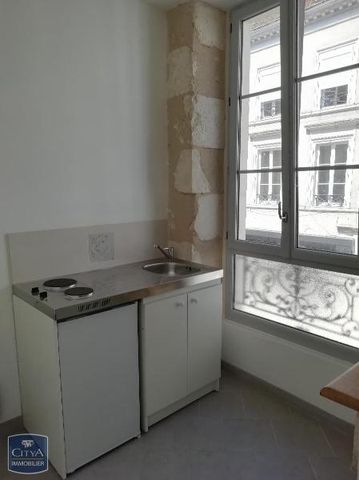 Location Appartement 2 pièces 34m² LE BLANC 36300 - Photo 2