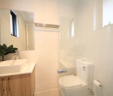 1 Bedder Studio Flat *****ALL BILLS INCLUDED ****** - Photo 5