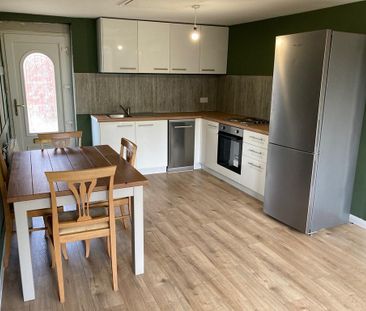 1 bedroom ground floor flat to rent - Photo 4