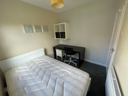 2 bed terraced house to rent in Grendon Buildings, EX1 - Photo 4