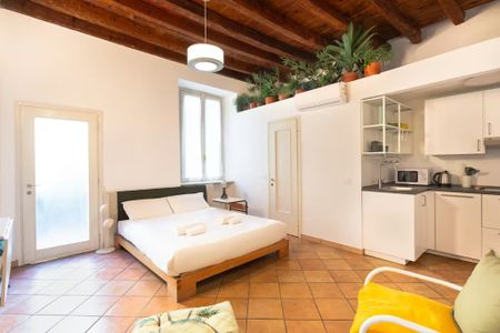 Via Lazzaro Spallanzani, Milan, Lombardy 20129 - Photo 5