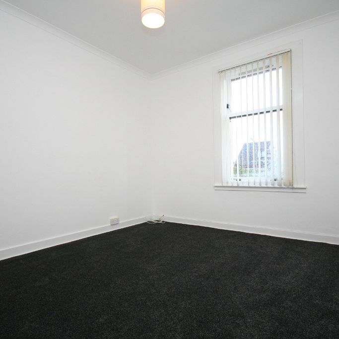 Kingston Road, 2 Bed Unfurnished Flat, Neilston – Available 18/10/2024 - Photo 1