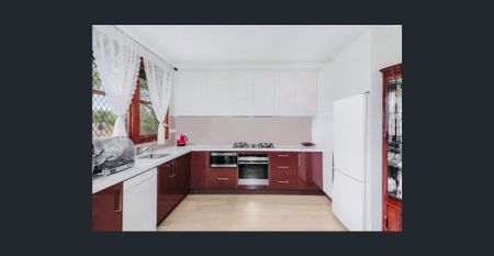 28 Cotswold Street, Westmead NSW 2145 - Photo 5