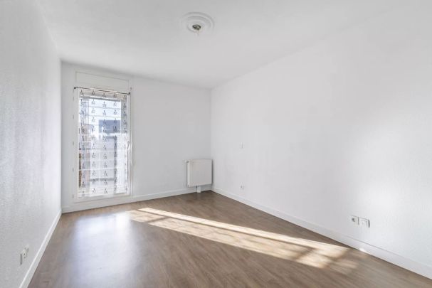 A LOUER 3 PIECES BEGLES VACLAV HAVEL - Photo 1