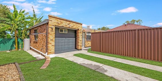 SPACIOUS AND MODERN THREE BEDROOM GRANNY FLAT - Photo 3