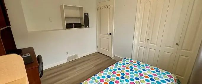 Room for rent | Calgary - Photo 1