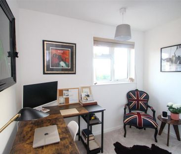 3 bedroom terraced house to rent - Photo 5