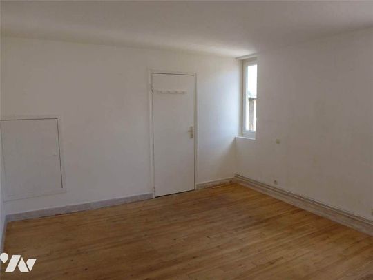 PONT L'EVEQUE - A LOUER APPARTEMENT F2 de 36M2 - Photo 1