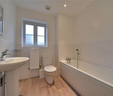 5 bedroom semi-detached house to rent - Photo 3