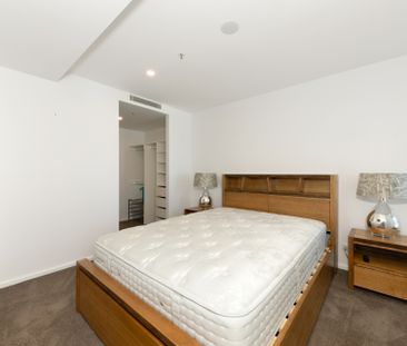 Furnished Two Bedroom Apartment - Photo 3