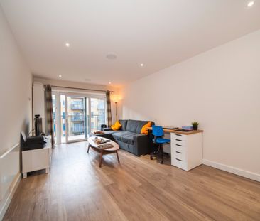1 Bed Flat, Boulevard Drive, NW9 - Photo 3