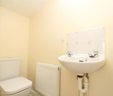 3 bedroom house to rent - Photo 2