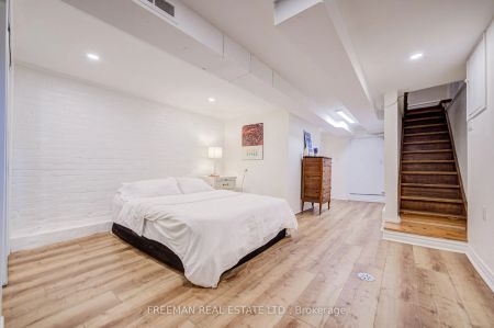 757 Manning Avenue #Main/Lower - Photo 5