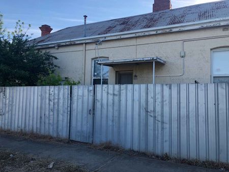 2/482 Regency Road, Prospect SA 5082 - Apartment For Rent - $350 | Domain - Photo 5