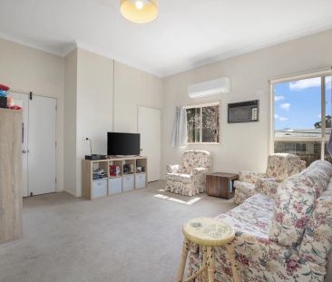 Great Location, Great Space - Photo 5