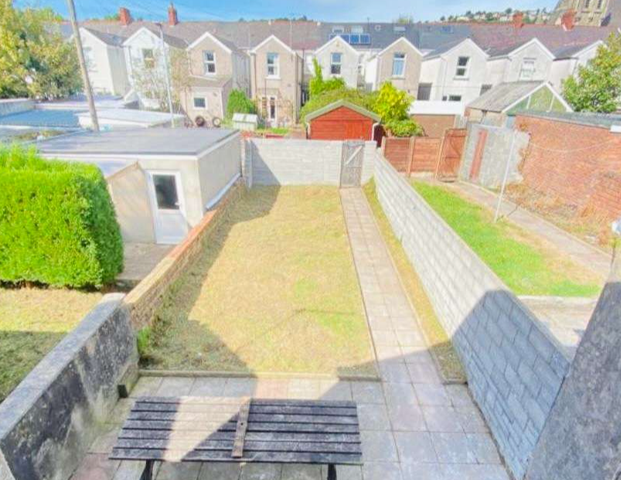 Rhyddings Terrace Room 2 - Photo 1