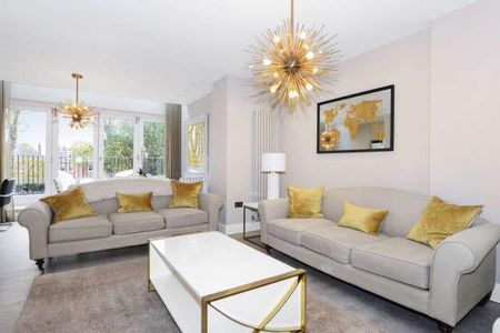 Lyndhurst Road, Hampstead, NW3 - Photo 3