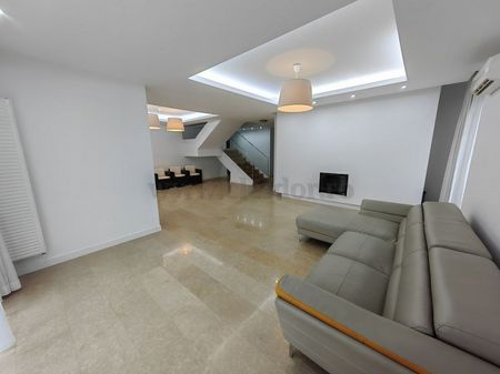 Oxford Gardens - Luxury villa in residential neighbourhood - Photo 2