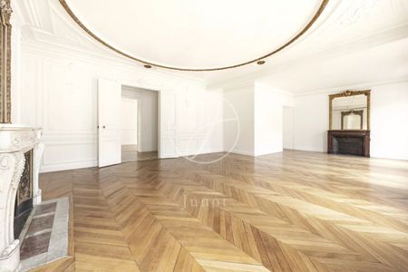 Tout savoir sur cet appartement dans le quartier Elysées-Madeleine, à Paris 8ème - Photo 3